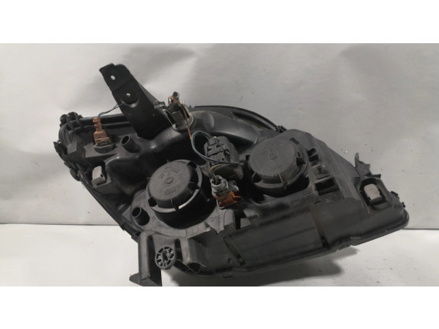 Передняя фара