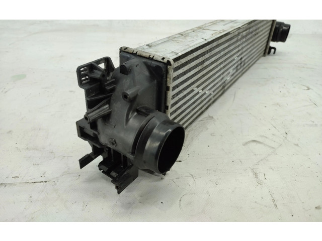 Интеркулер  T42960B, P31686408   Volvo XC40 