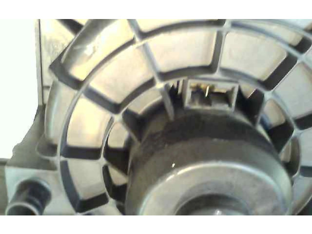 Вентилятор печки 27200BU210 Nissan Almera Tino