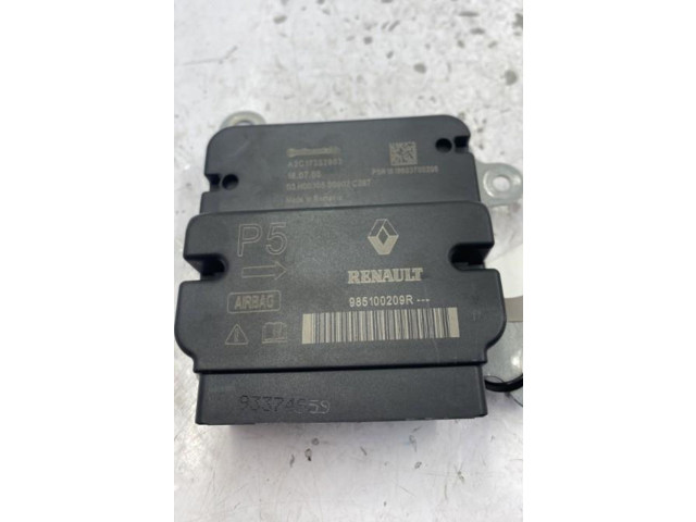 Блок подушек безопасности 985100209R Dacia Duster II