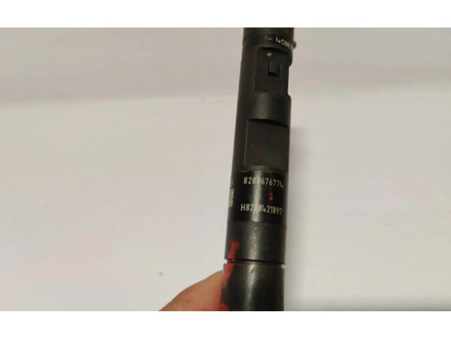 Форсунка 8200676774 Renault Clio III