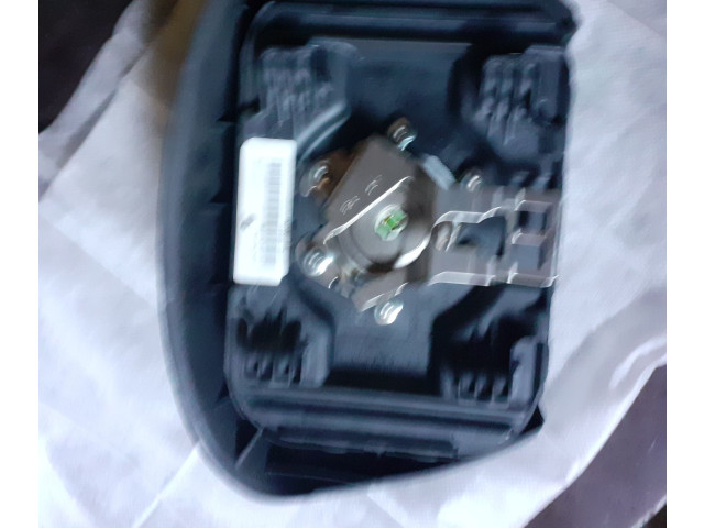 Подушка безопасности водителя 8200136331   Renault Trafic II (X83)