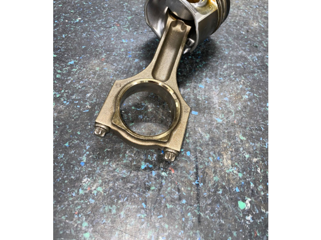 Píst 84L110 BMW 5 F10 F11 N57