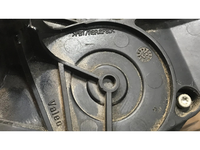 Моторчик заднего дворника     Mercedes-Benz E W211