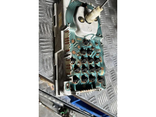 Přístrojová deska Renault Express 1992 7701033388