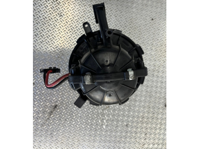 Вентилятор печки Audi Q5 SQ5