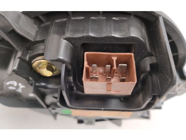 Вентилятор печки    8E1820021B   Audi A4 Allroad