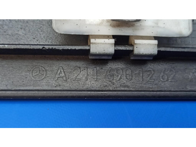 Задняя отделка дверей (молдинги)