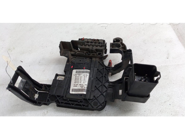 Pojistková skříňka 6R0937550 Seat Ibiza IV (6J,6P) 2008