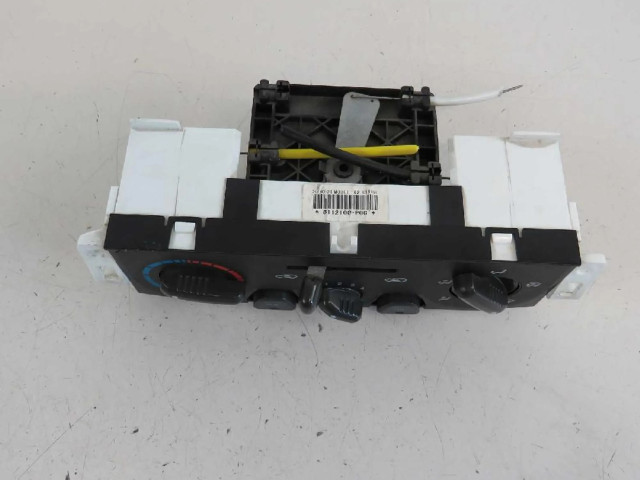 Блок управления климат-контролем 8112100-P00 Hyundai i10