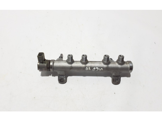 Vstřikovací lišta 31432834 Volvo V60 D 4204 T8