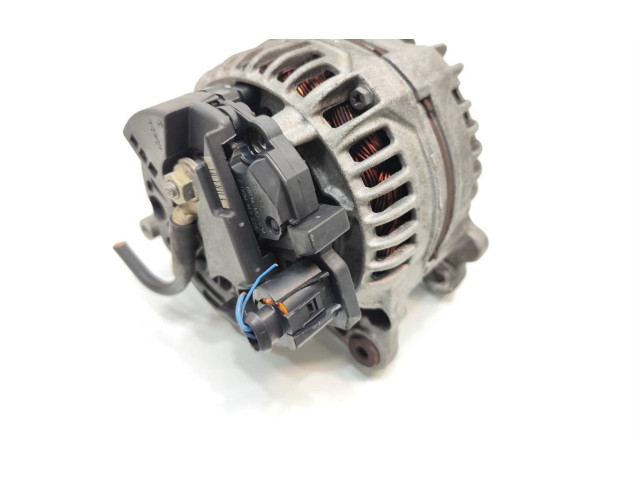 Генератор 028903031   Volkswagen PASSAT      