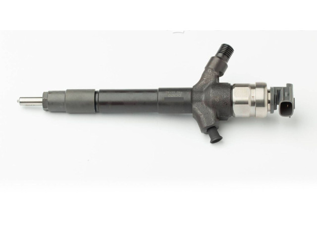 Форсунка 0950007490, DCRI109560 Mitsubishi L200