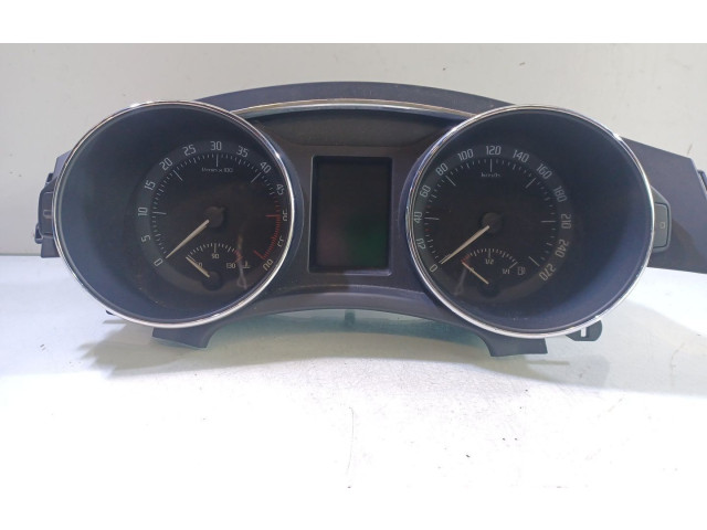 Панель приборов 3T1920841H   Skoda Superb B6 (3T)       