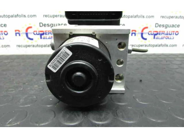 Блок АБС 8200403322F Renault Twingo II 2007 - 2014 года