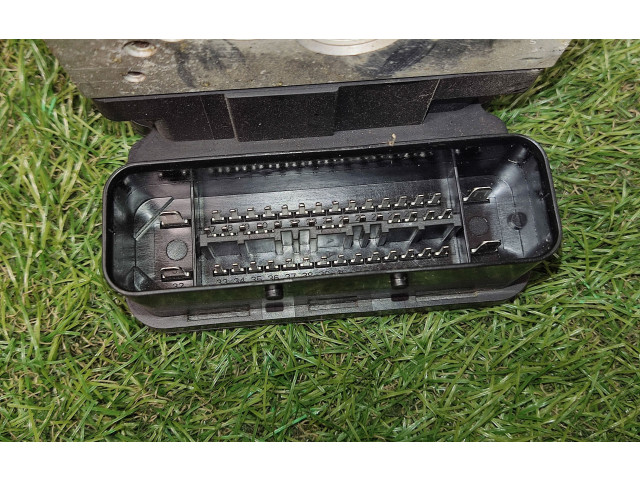 Блок АБС 1K0614517CB, 1K0907379AT   Volkswagen  Golf VI  2008 - 2013 года