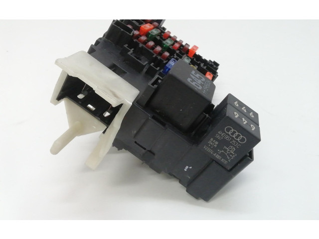   Pojistková skříňka 5Q0937615C, 5Q0937615C   Volkswagen T-Roc 2020