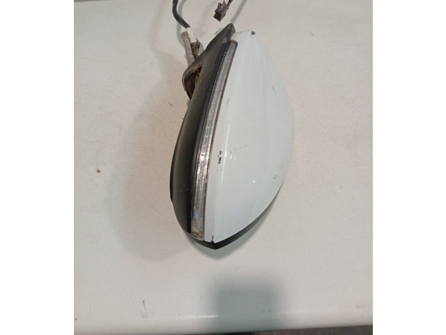 Зеркало электрическое Volkswagen Golf VII 2013 - 2019 года