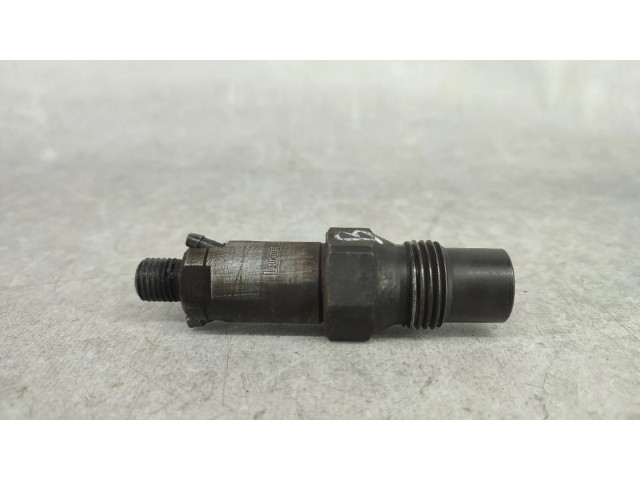 Vstřikovač LCR6705402D   Peugeot 504   1.8  
