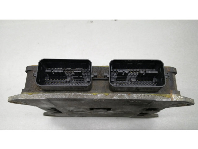 Řídící jednotka LFD718881C, E6T53975H1 Mazda 5 2005