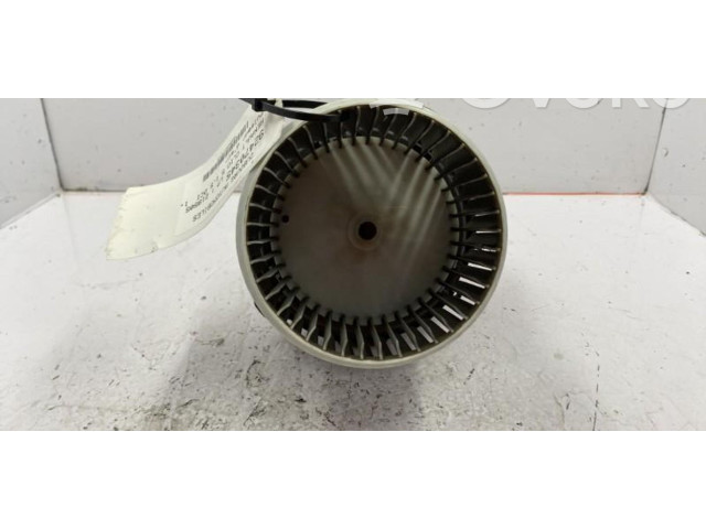 Вентилятор печки DT1163605380 Renault Clio V