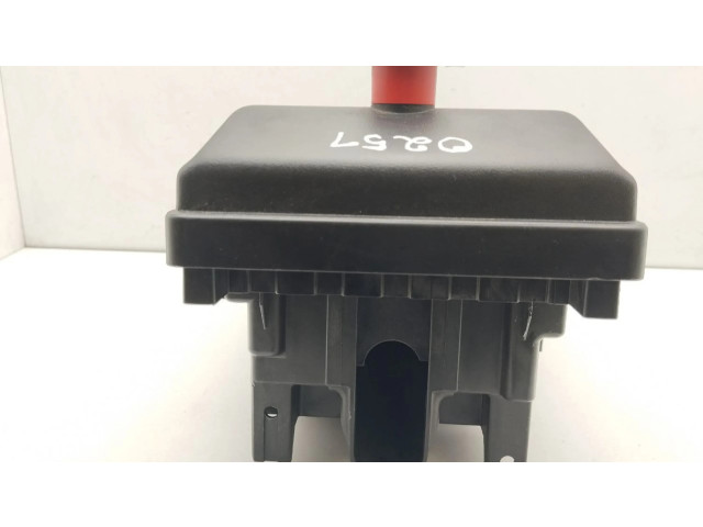 Pojistková skříňka 63565509 Chrysler Pacifica 2018