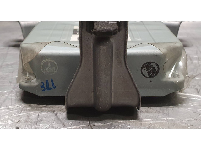 Блок управления коробкой передач 001780G, 8953547020   Toyota Prius (XW20)