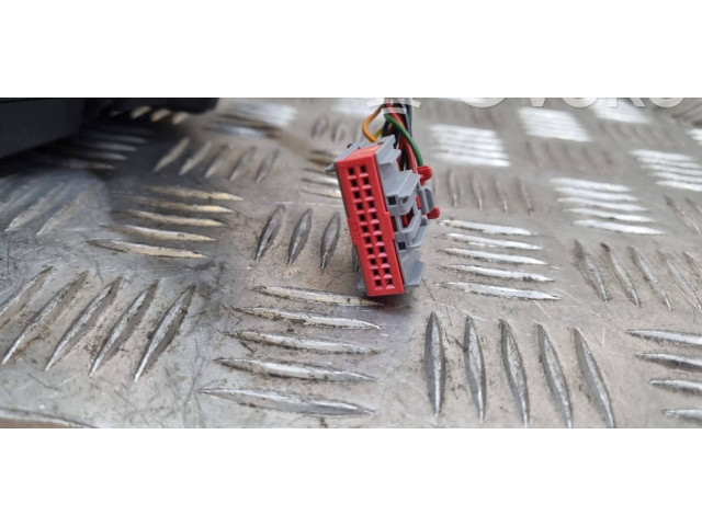 Зеркало электрическое Jaguar XF - года