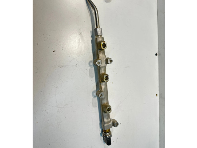 Vstřikovací lišta 04C133320G Volkswagen T-Cross