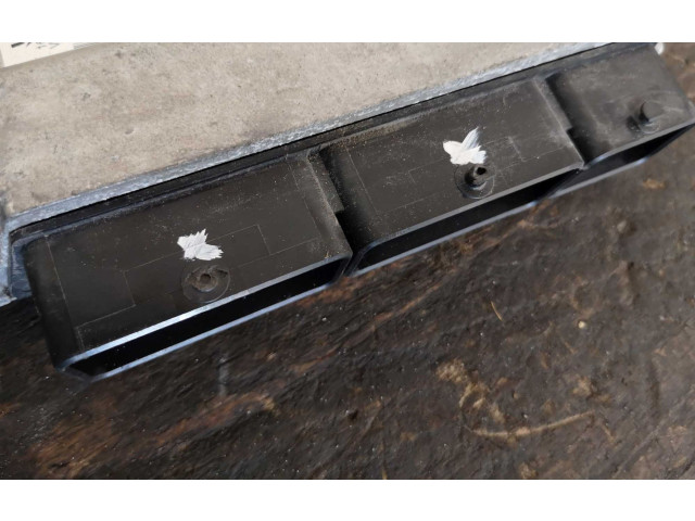 Блок управления двигателя 237105499R, 237105499R   Renault Clio IV