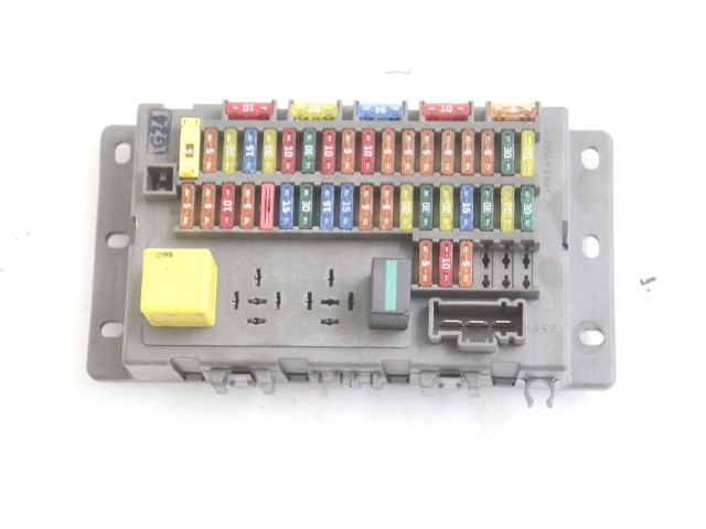 Блок предохранителей YQE103138, YQE103138   Rover 75       