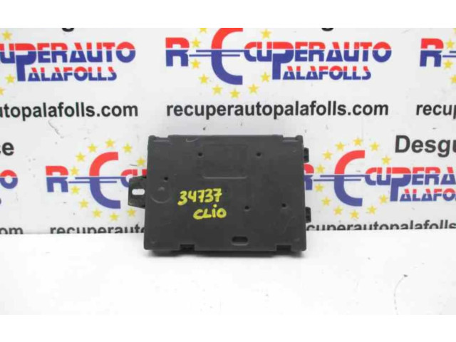 Блок комфорта 284B11867R   Renault Clio III   