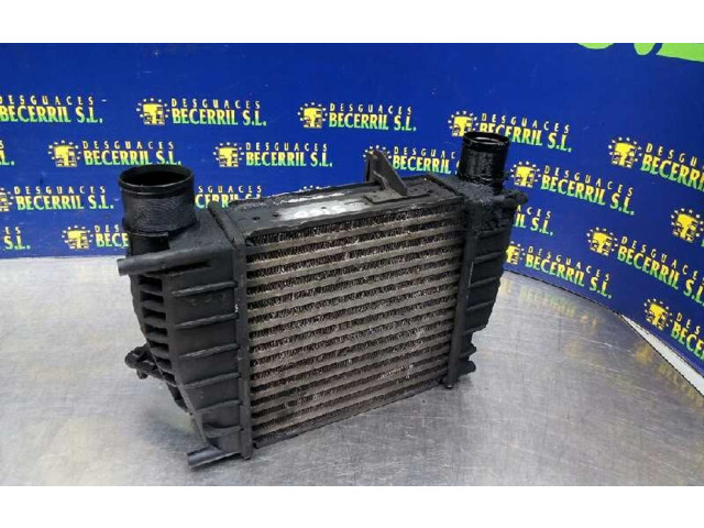 Интеркулер  8200471888   Renault Clio II 