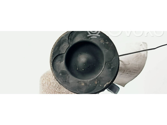  Поршень    Mitsubishi Montero  