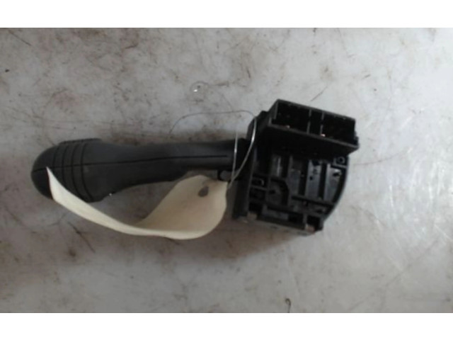 Ручка стеклоочистителей 7700832722, 7700832722   Renault Twingo I