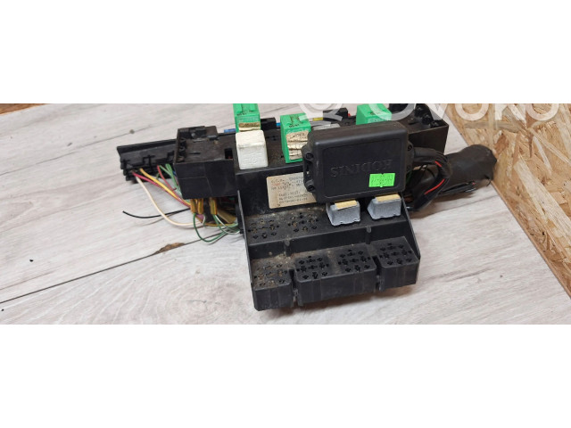 Pojistková skříňka 9122730, 4112355b Saab 9000 CD 1992