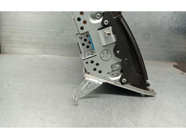 Pojistková skříňka YIE500090, YIE500090 Land Rover Range Rover Sport L320 2007