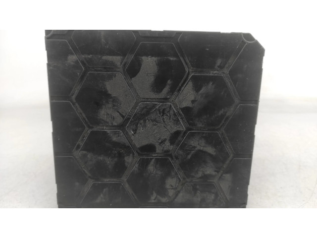 Блок управления двигателя 6C0937087D Volkswagen Polo V 6R