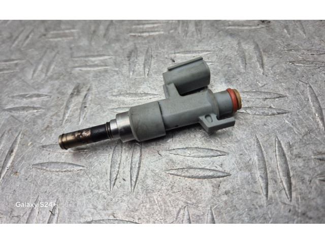 Vstřikovač 2325025020 Toyota RAV 4 (XA50)