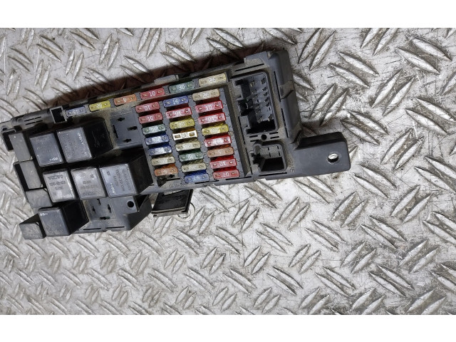 Блок предохранителей  518784202   Volvo XC90    