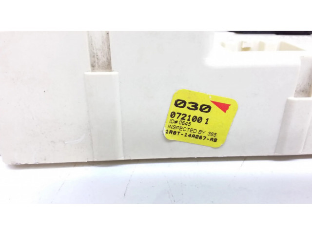 Блок предохранителей 1R8T14A067AB, 0721001 Jaguar S-Type