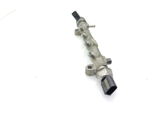 Топливная рампа 04L089B, 0234267 Skoda Octavia Mk3 (5E) для двигателя CKFC