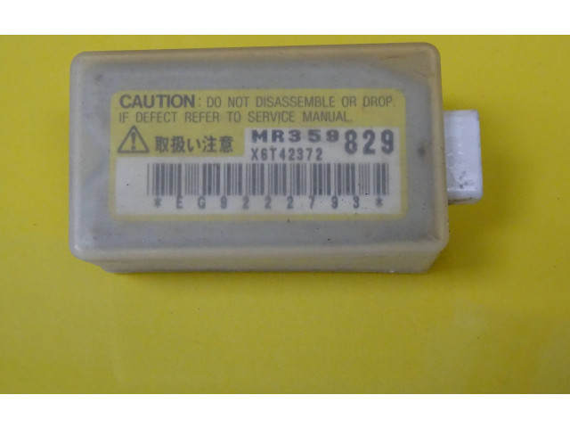 Блок подушек безопасности MR359829   Mitsubishi Space Star