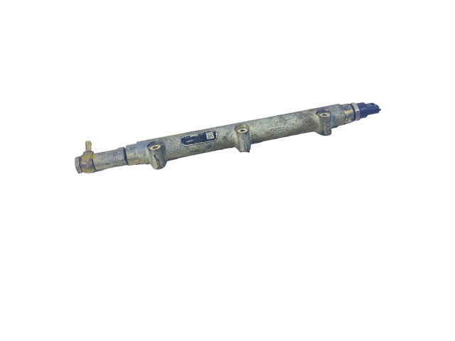 Топливная рампа 30622085, 000739L1   Volvo XC90  