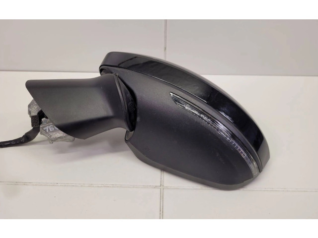 Zpětné zrcátko Renault Clio V 2021 0111840