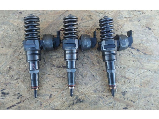 Форсунка 038130073AG Audi A3 S3 8L