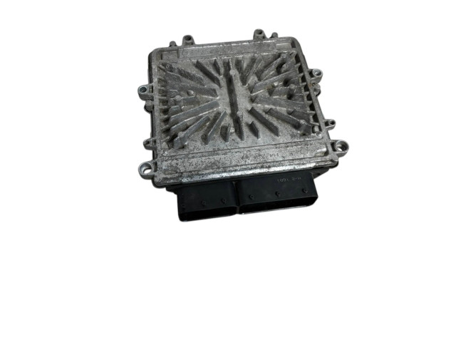 Блок управления двигателя P31303388, 0281015286   Volvo V70