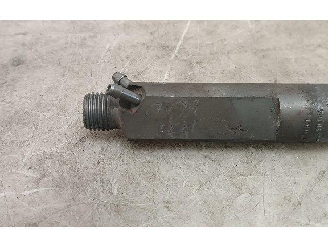 Vstřikovač 038130202 Seat Toledo II (1M) AHF