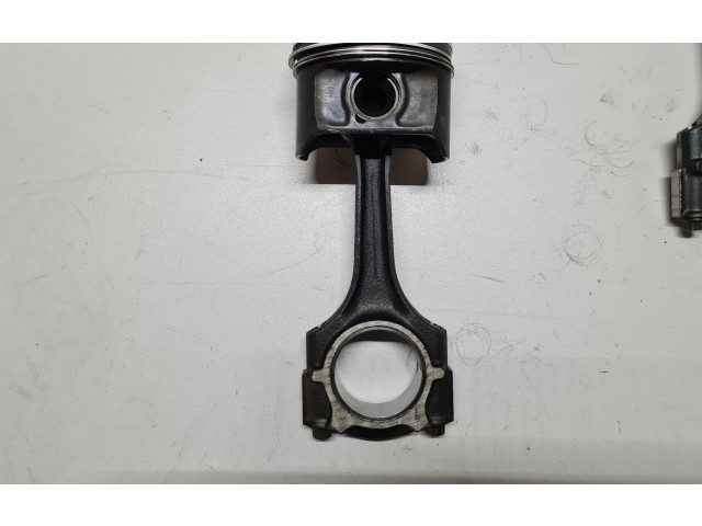  Поршень с шатуном OM606 87L32, OM606  Mercedes-Benz E W210  