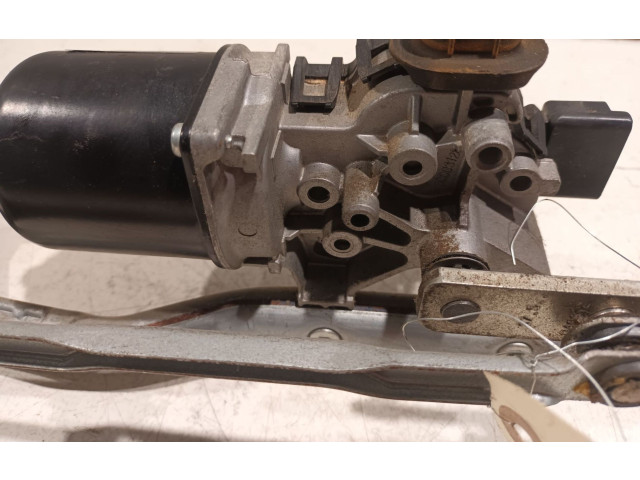 Моторчик дворников 9675018280    Peugeot 301